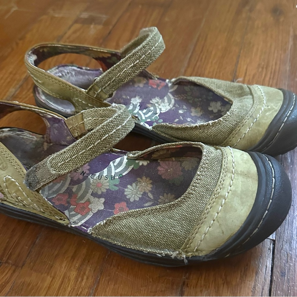 Keen athletic loafers summer 8